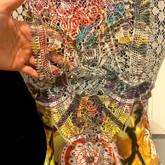 Multi-Colour Tank - Picture 3 of 3